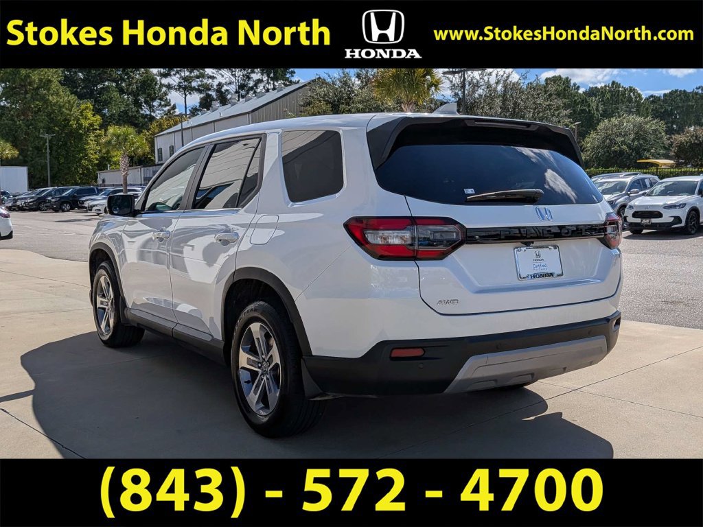 Used 2025 Honda Pilot EX-L image 6