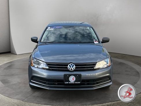Used 2017 Volkswagen Jetta S FWD image 2