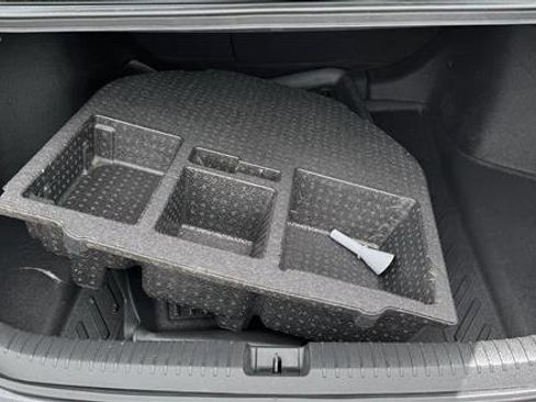 Used 2025 Honda Accord Touring image 8