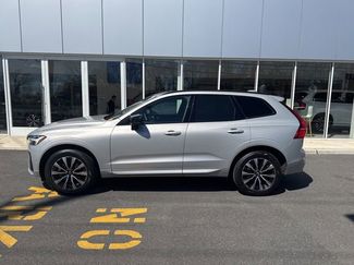 Certified 2025 Volvo XC60 B5 Plus AWD/4WD video 2