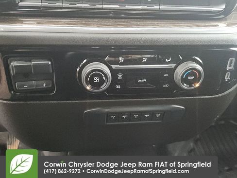 Used 2024 Chevrolet Silverado 3500 LT AWD/4WD image 18