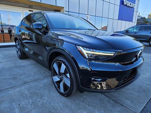 Used 2023 Volvo C40 P8 Recharge Ultimate w/ Protection Package Premier AWD/4WD image 3