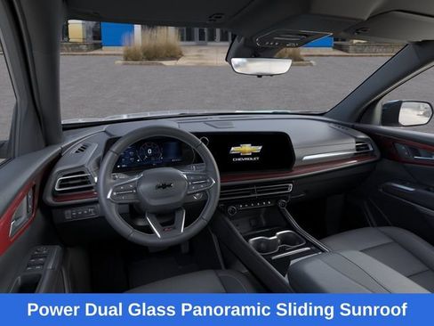 New 2026 Chevrolet Traverse Z71 w/ Driver Confidence Package image 16