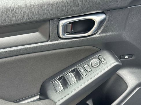 Used 2025 Honda Civic Sport image 23