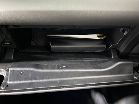 Used 2025 Lexus ES 350 w/ Premium Package image 25