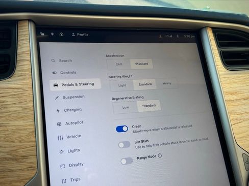 Used 2018 Tesla Model S 100D image 55