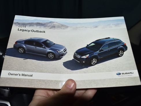 Used 2014 Subaru Outback 2.5i Limited w/ Moonroof Package image 10