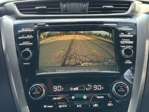 Certified 2024 Nissan Murano SV w/ SV Midnight Edition Package image 21