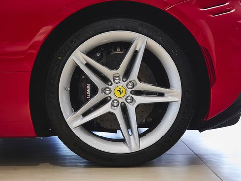 Used 2021 Ferrari SF90 Stradale image 52