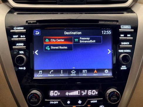 Used 2016 Nissan Murano Platinum FWD image 27