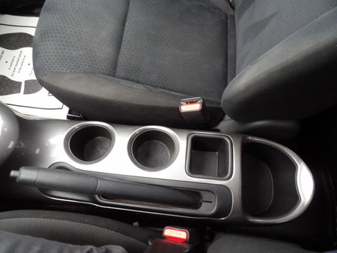 Used 2013 Nissan Juke SV image 20