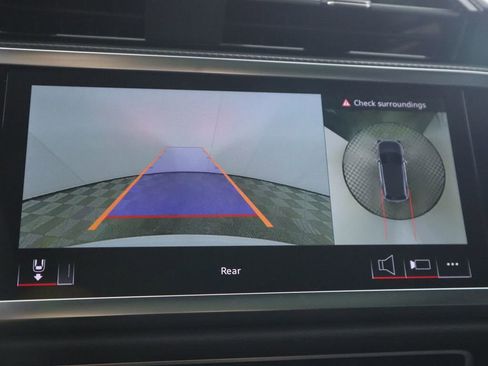 Used 2025 Audi Q3 2.0T Premium Plus w/ Premium Plus Package image 17