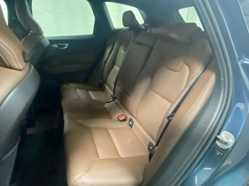 Used 2024 Volvo XC60 B5 Plus w/ Climate Package AWD/4WD image 14
