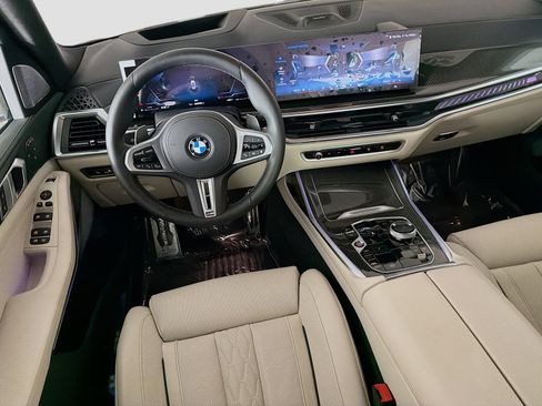 Used 2026 BMW X7 M60i w/ Executive Package AWD/4WD image 24