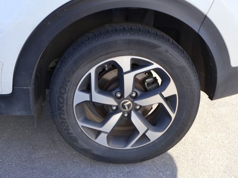 Used 2020 Kia Sportage LX image 37