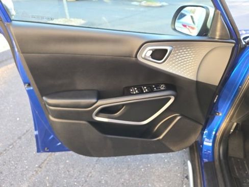 Used 2021 Kia Soul X-Line image 17
