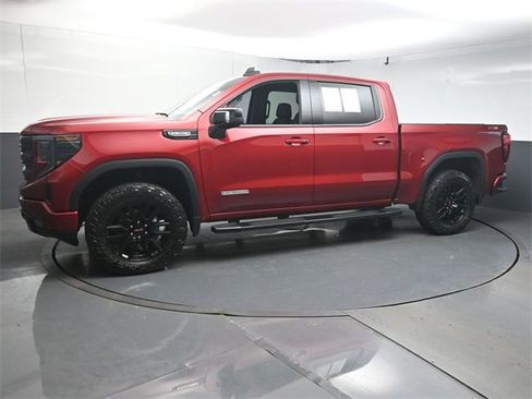 Used 2024 GMC Sierra 1500 Elevation w/ Elevation Premium Package image 4