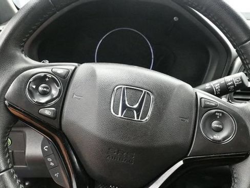 Used 2020 Honda HR-V Sport image 15