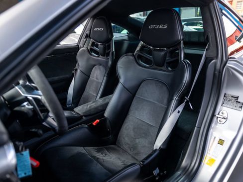 Used 2016 Porsche 911 GT3 RS RWD image 5