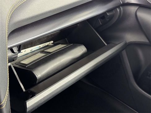 Used 2022 Subaru Crosstrek 2.5i Sport w/ Moonroof Package image 32