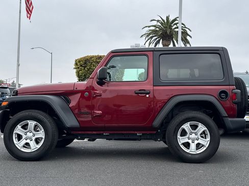 Used 2022 Jeep Wrangler Sport S image 8