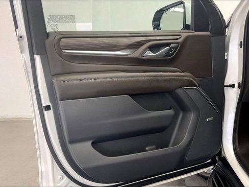 Used 2021 GMC Yukon Denali AWD/4WD image 25