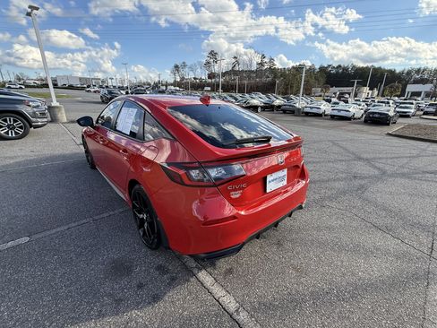 Used 2023 Honda Civic Sport image 6