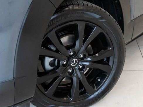 Used 2024 MAZDA CX-30 AWD 2.5 S w/ Preferred Package image 2