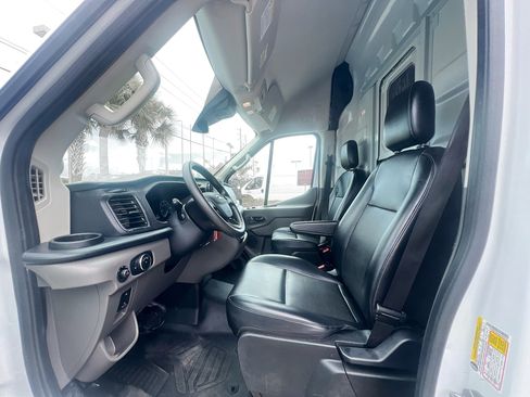 Used 2025 Ford Transit 250 148 High Roof Extended w/ Load Area Protection Package RWD image 14