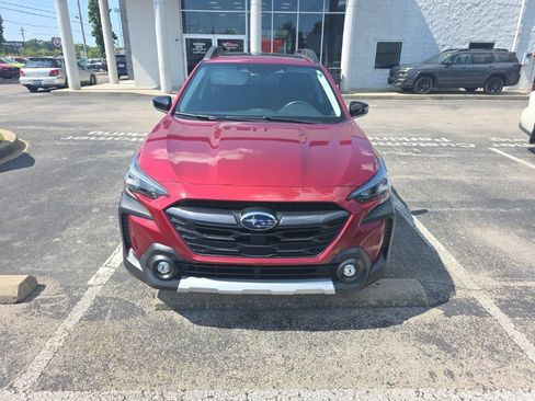 Used 2024 Subaru Outback Limited XT AWD/4WD image 2