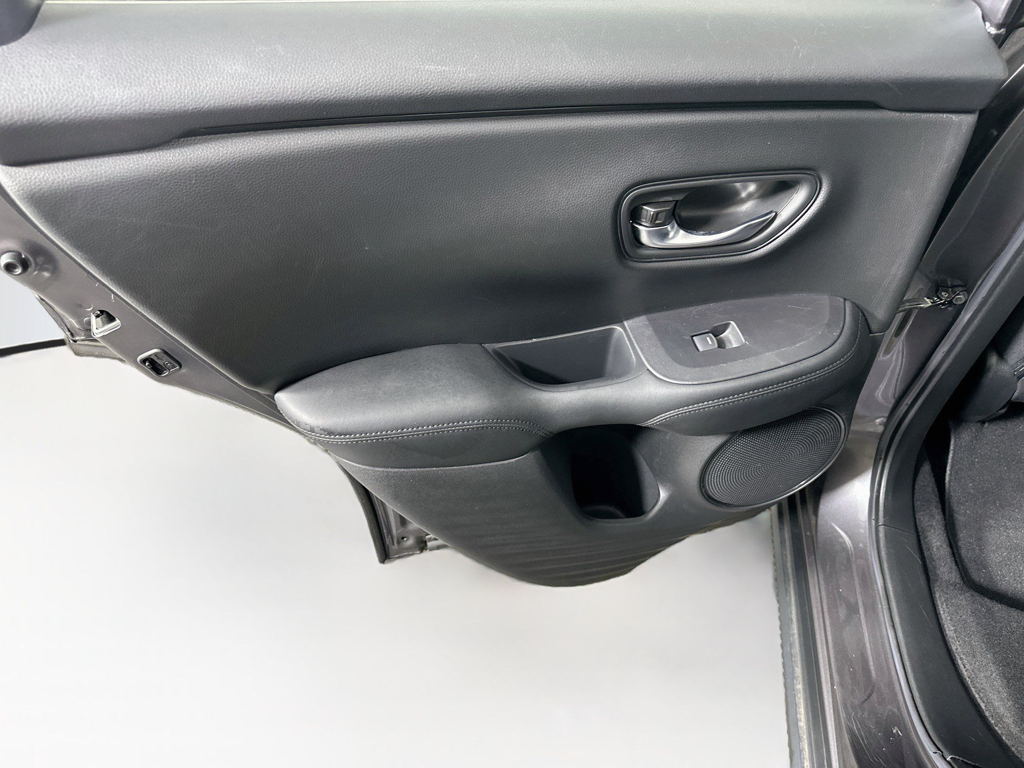 Used 2024 Honda HR-V LX image 24