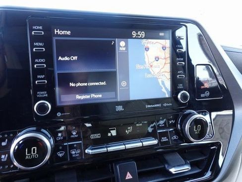 Used 2022 Toyota Highlander Limited image 19