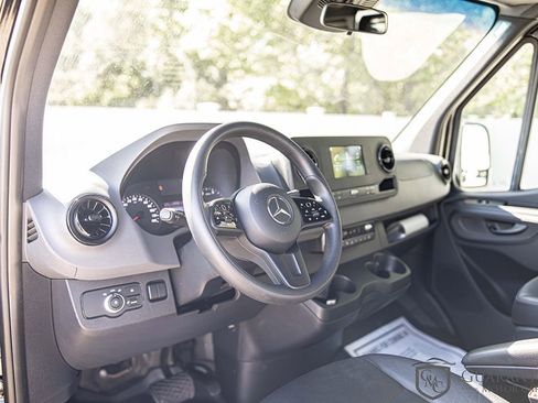 Used 2020 Mercedes-Benz Sprinter 2500 w/ Driver Convenience Package image 13