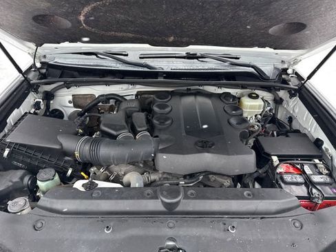 Used 2019 Toyota 4Runner TRD Off-Road Premium w/ Wilderness Package image 27