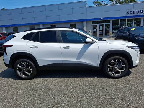 Used 2026 Chevrolet Trax LT w/ Driver Confidence Package FWD image 7