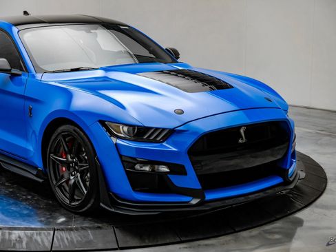 Used 2022 Ford Mustang Shelby GT500 w/ Carbon Fiber Track Pack image 30