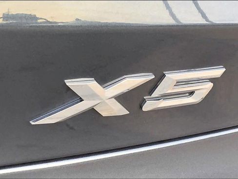 Used 2021 BMW X5 xDrive40i w/ Convenience Package image 29