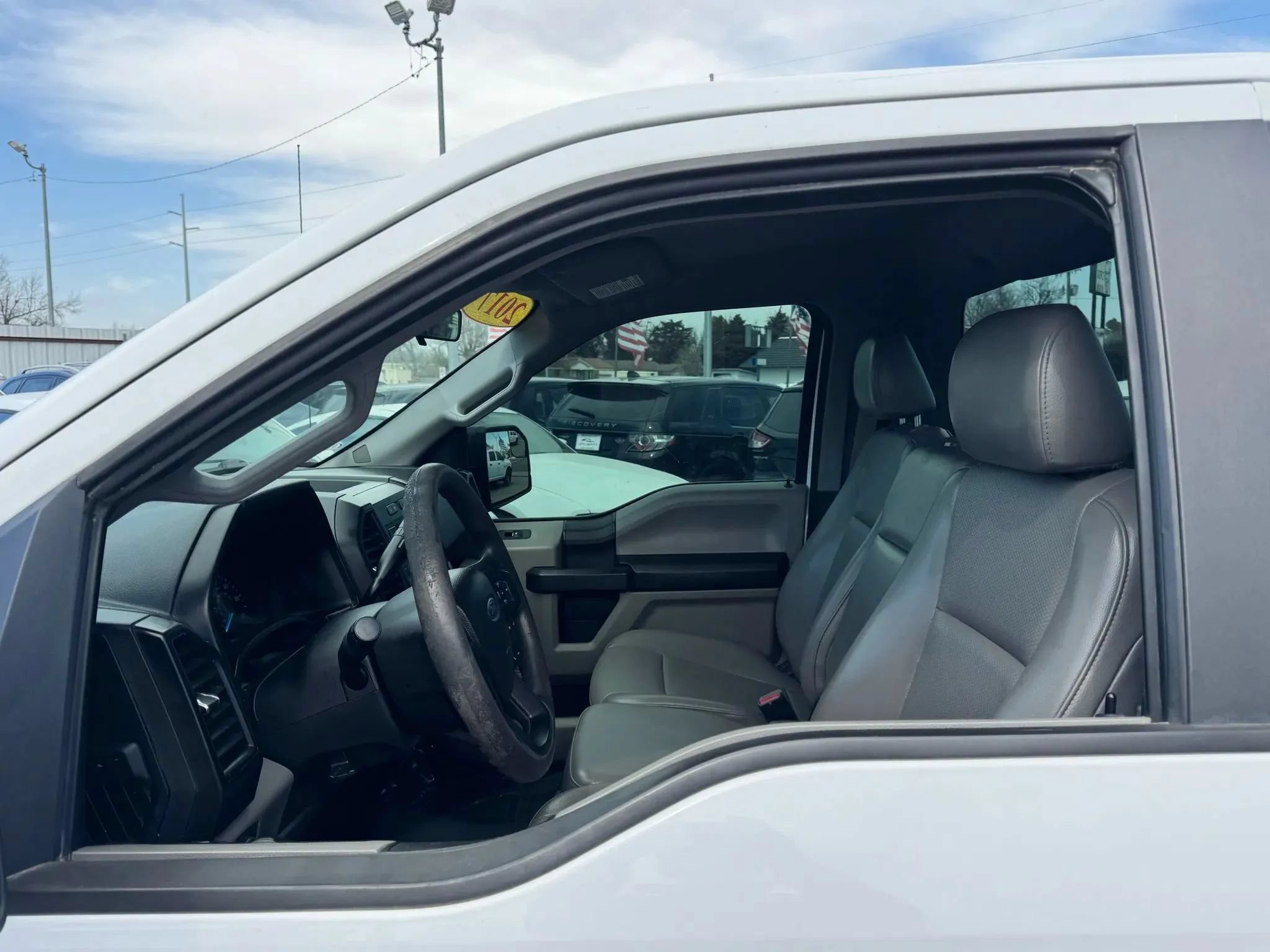 Used 2017 Ford F150 XL w/ Equipment Group 101A Mid AWD/4WD image 15