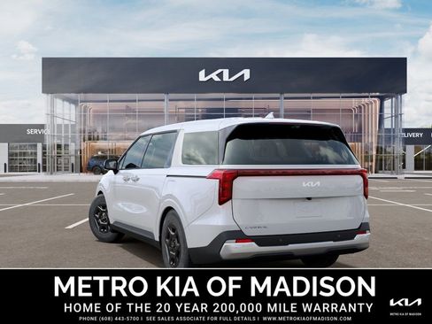 New 2026 Kia Carnival LX FWD image 4