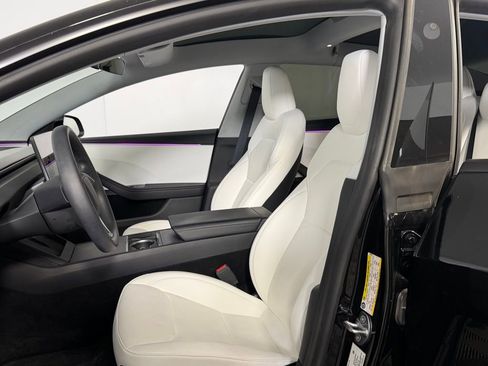 Used 2025 Tesla Model 3 Long Range image 23