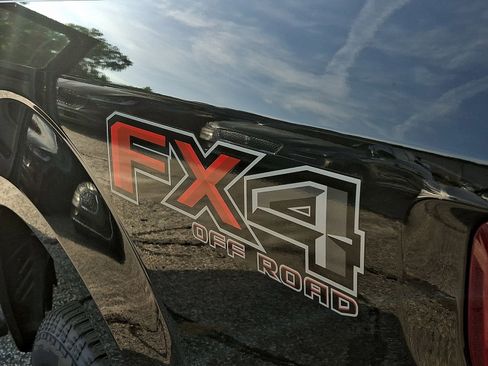 Certified 2020 Ford F150 XLT w/ Equipment Group 302A Luxury AWD/4WD image 30