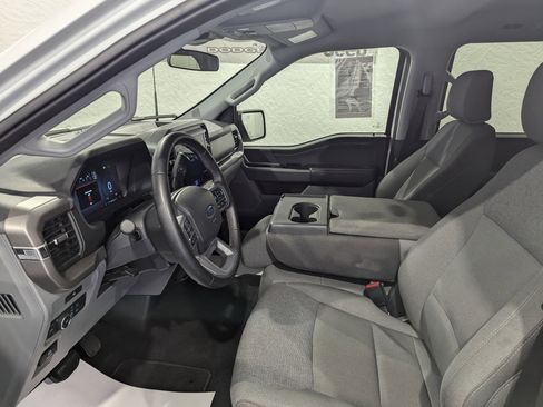 Used 2025 Ford F150 XLT w/ Equipment Group 301A Standard image 13