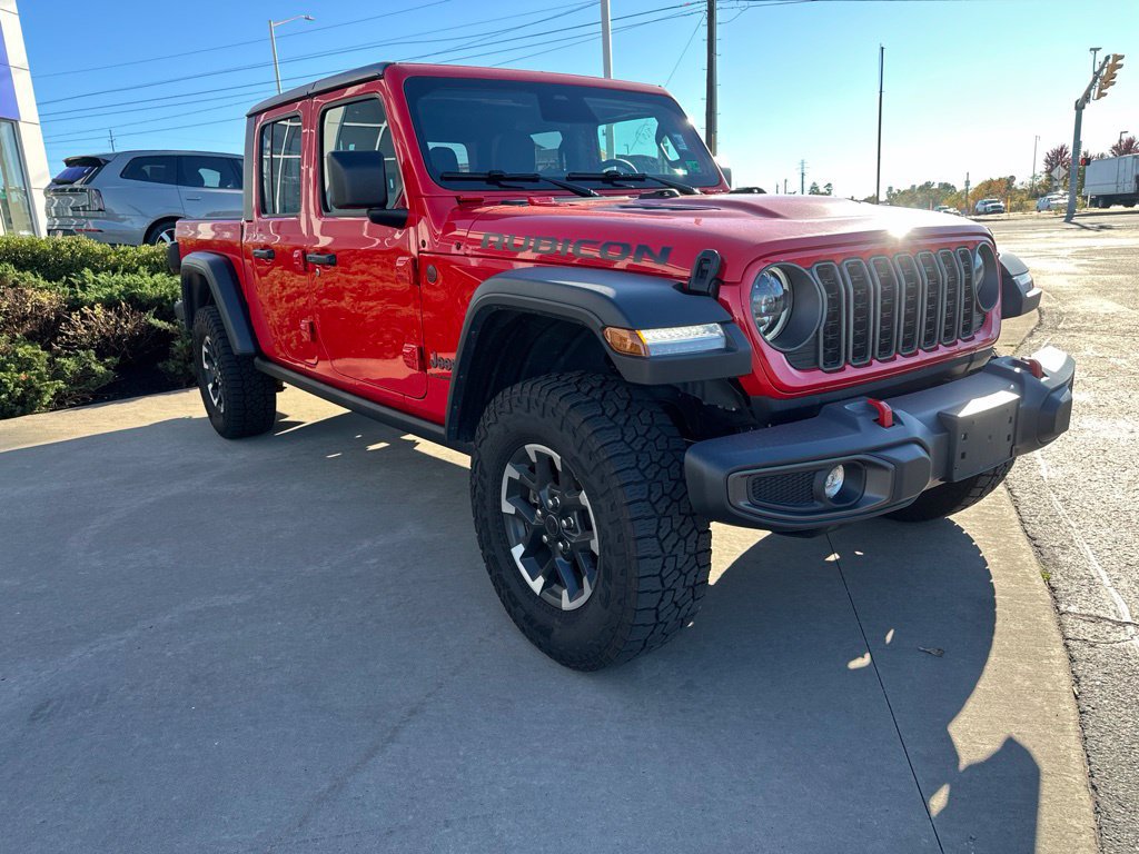 Used 2026 Jeep Gladiator Rubicon AWD/4WD image 3