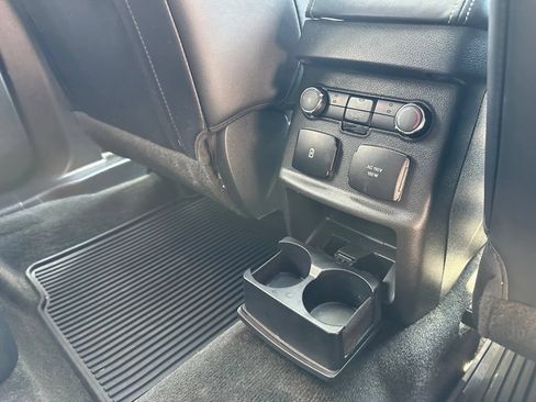 Used 2017 Ford Explorer Platinum AWD/4WD image 40