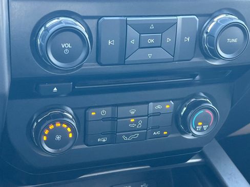 Used 2015 Ford F150 XLT w/ Equipment Group 301A Mid AWD/4WD image 19