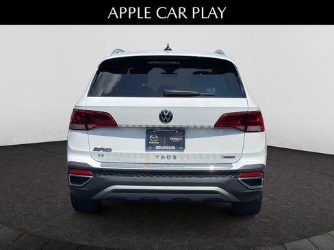 Used 2023 Volkswagen Taos SE w/ Black Wheel Package AWD/4WD image 4