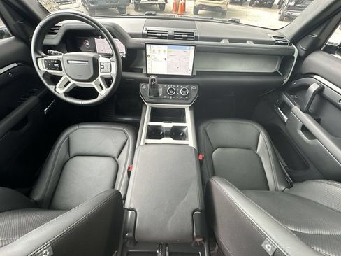 Used 2025 Land Rover Defender 110 S AWD/4WD image 21