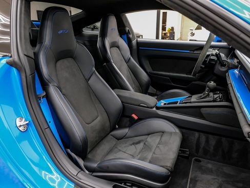 Used 2022 Porsche 911 GT3 image 39