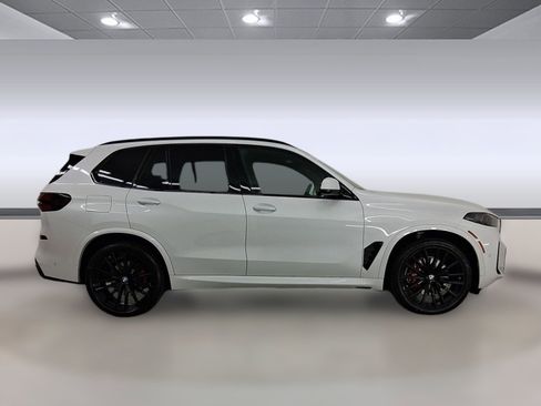 New 2026 BMW X5 sDrive40i w/ M Sport Package image 8