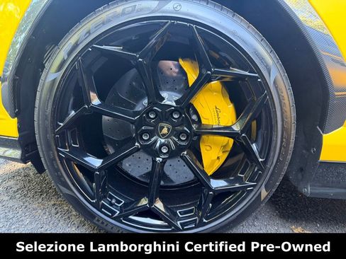 Used 2023 Lamborghini Urus Performante AWD/4WD image 50